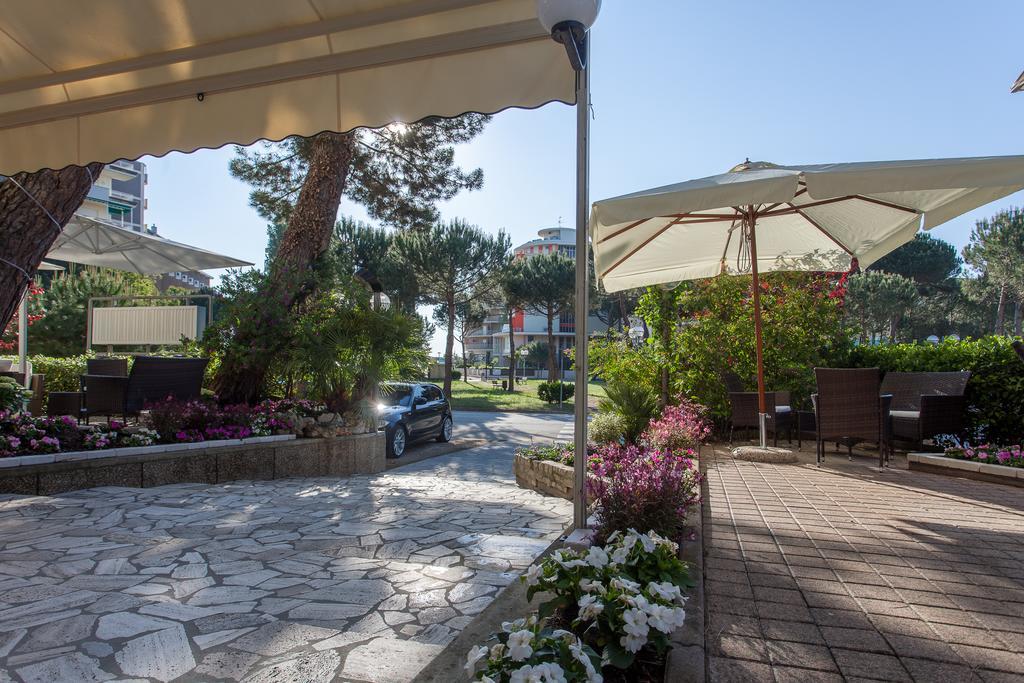 Hotel Olympic Milano Marittima Exterior foto